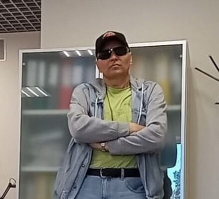  -,   Walter, 47 ,     , c 