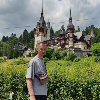  ,   Eugen, 43 ,   ,   