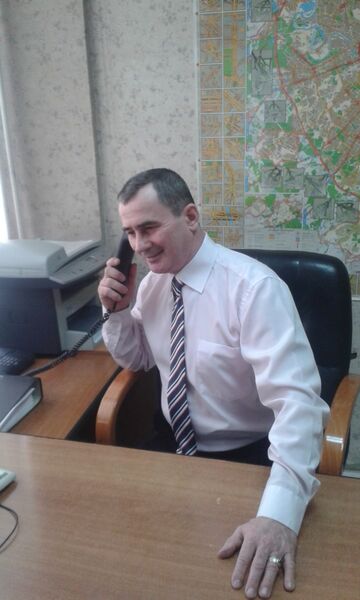  ,   Slava, 60 ,  