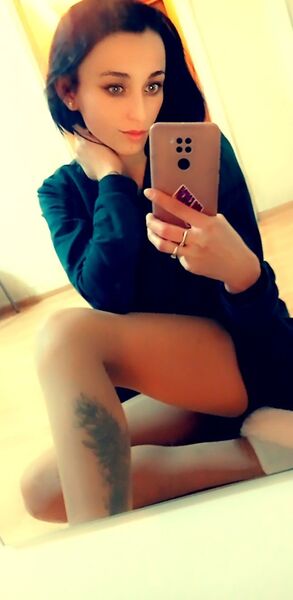 ,   Milka, 31 ,  