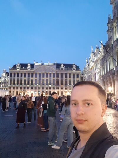  ,   Valentin, 30 ,   ,   