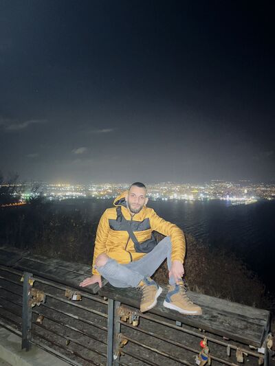  ,   Ognyan, 29 ,   ,   