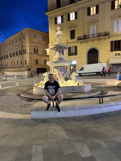 ,   Gio, 39 ,   ,   , c 