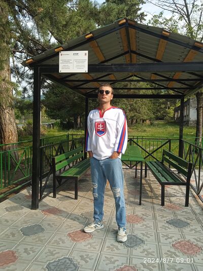  ,   Lasha, 33 ,   ,   