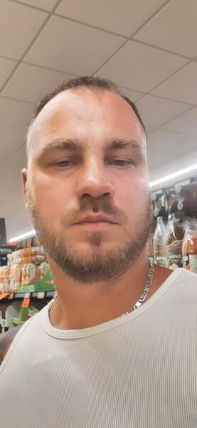  Grojec,   Misha, 37 ,   ,   , 