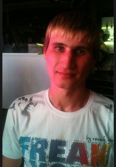  ,   Alex, 36 ,  