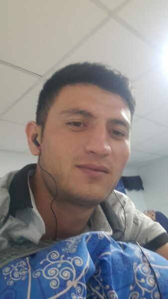  ,   Sanatbek, 32 ,   ,   , c 