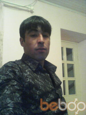  3898634  Artur, 32 ,    