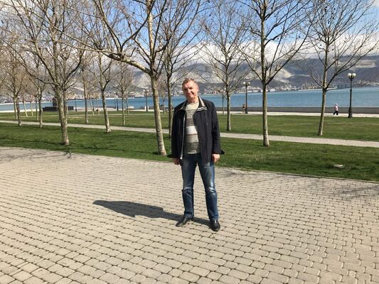  --,   Mikhail, 71 ,     , c 
