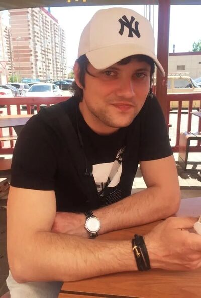  ,   Alexander, 33 ,     , c 