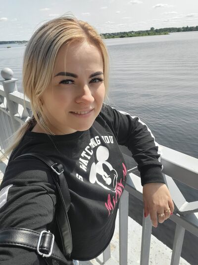  ,   Marina, 39 ,  