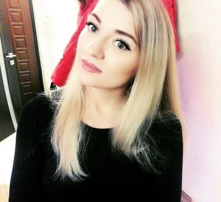  ,   Christina, 28 ,   ,   , c 