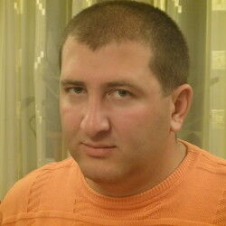  ,   Artur, 44 ,   