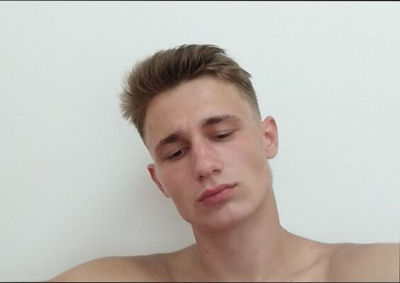  ,   Angelov, 21 ,   ,   , c , 