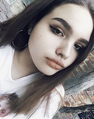 Знакомства Черняховск, фото девушки Ирина, 21 год, познакомится для флирта, любви и романтики, cерьезных отношений