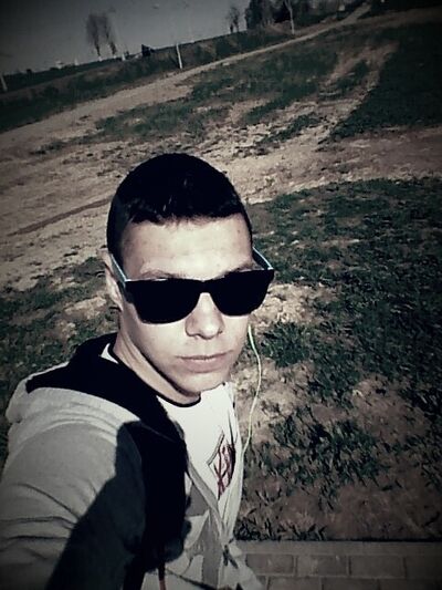  ,   Mark, 27 ,   