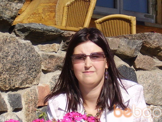  ,   Austra, 44 ,   