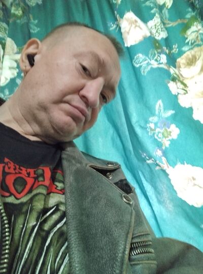  ,   Stas, 43 ,   c 