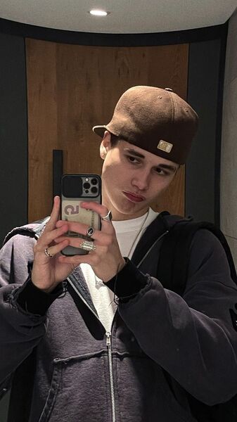  ,   , 21 ,   ,   
