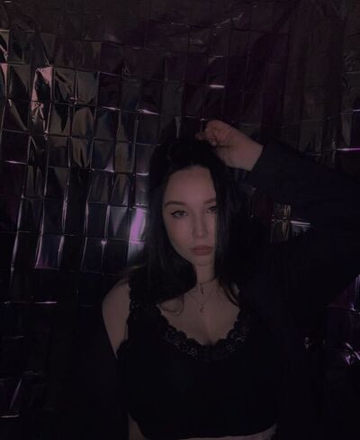  ,   Vasilina, 26 ,   