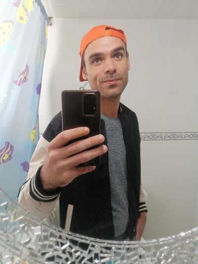 Patrai,   Iyadh, 32 ,   ,   