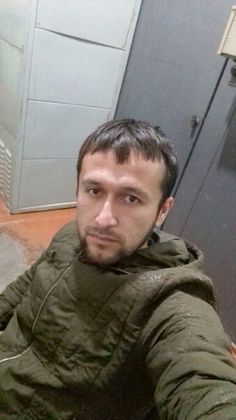  ,   Bobur, 32 ,   ,   