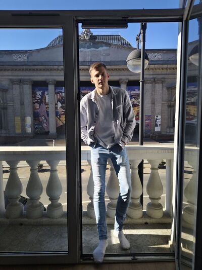  ,   Ilya, 27 ,  