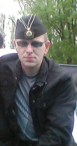  ,   Dmitrii, 44 ,   ,   , c 