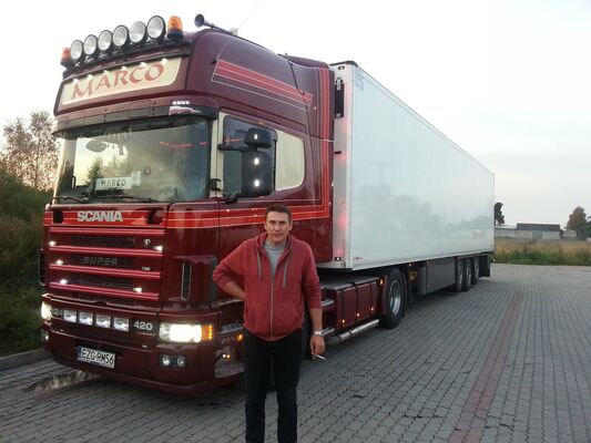  ,   Viktor, 40 ,   ,   , c 