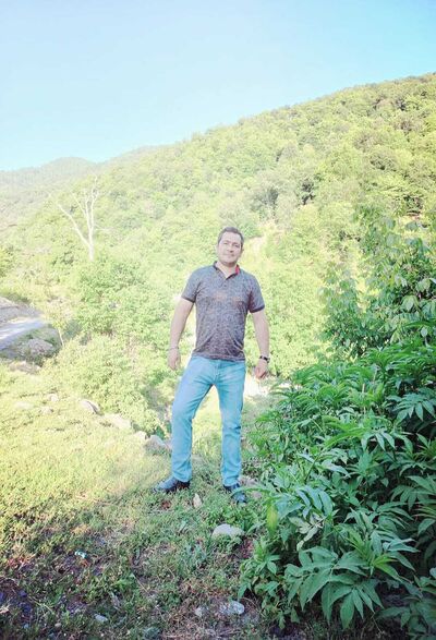  ,   Axmed, 37 ,   ,   
