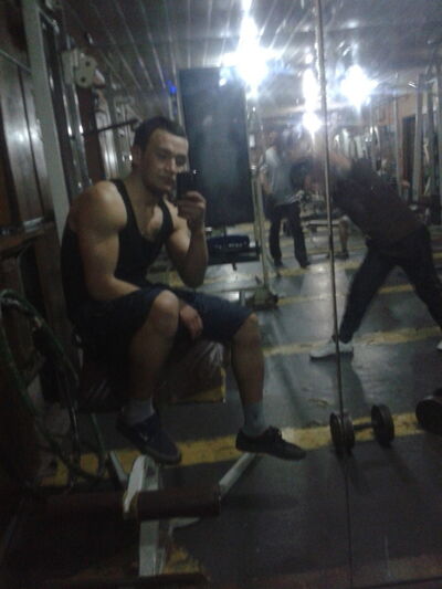  ,   Erkin, 33 ,   