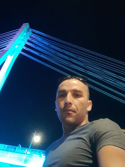  ,   Obi, 32 ,   ,   