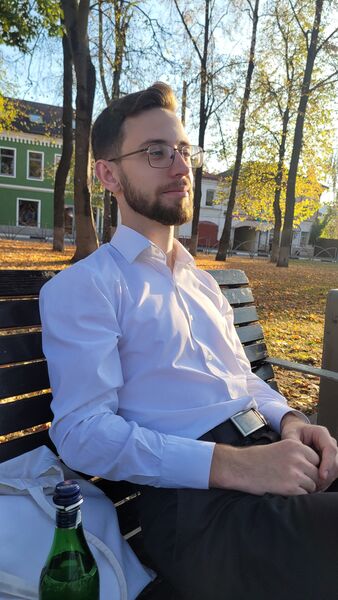  ,   Mikhail, 27 ,   ,   