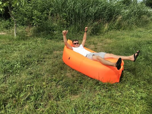  ,   Yan, 33 ,     , c 