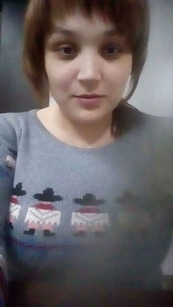  ,   Ylia, 37 ,   