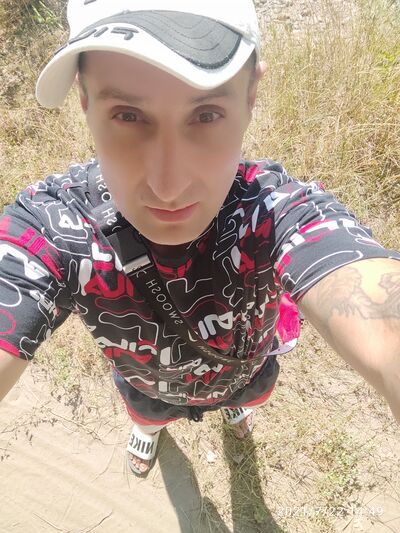  ,   Andrej, 35 ,   ,   