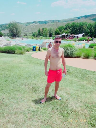  Villa Estense,   Gheorghe, 34 ,   ,   , c 