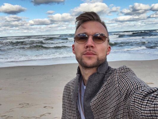  ,   Alex, 35 ,   ,   