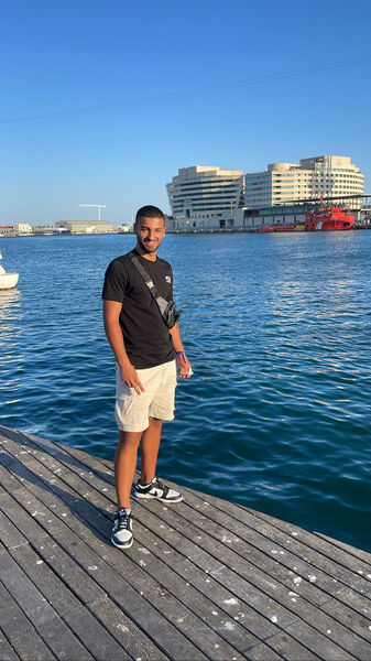  ,   Yossi, 25 ,   ,   