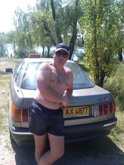  ,   Alex, 46 ,   