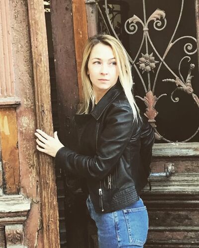  ,   Lisa, 37 ,     , c 