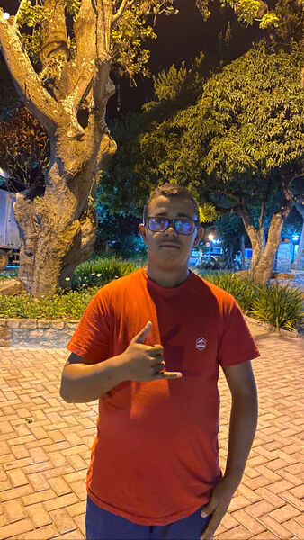  --,   Henrique, 21 ,   ,   