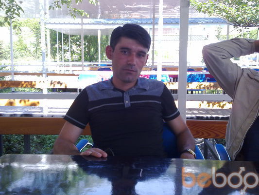  ,   Elnur, 45 ,   
