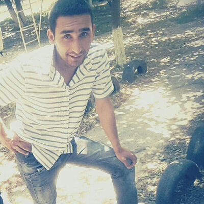  ,   Jaxongir, 37 ,   