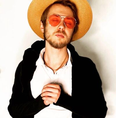 ,   Danila, 32 ,   ,   
