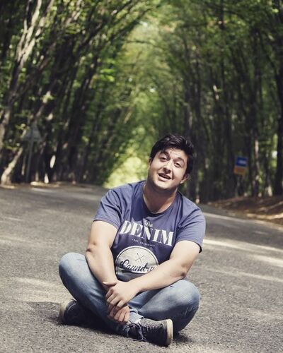  ,   Emin, 34 ,   ,   