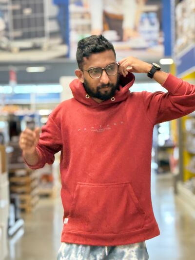  ,   Shezi, 33 ,   ,   