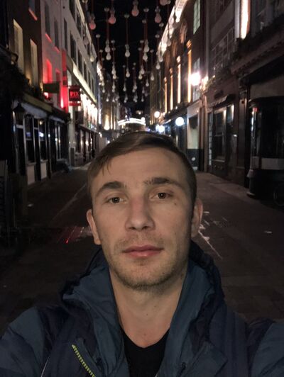  Hayes,   Alexandru, 38 ,   ,   , c , 