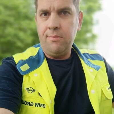  Landshut,   Sergey, 45 ,   ,   , c 