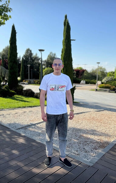  ,   Goga, 20 ,   ,   
